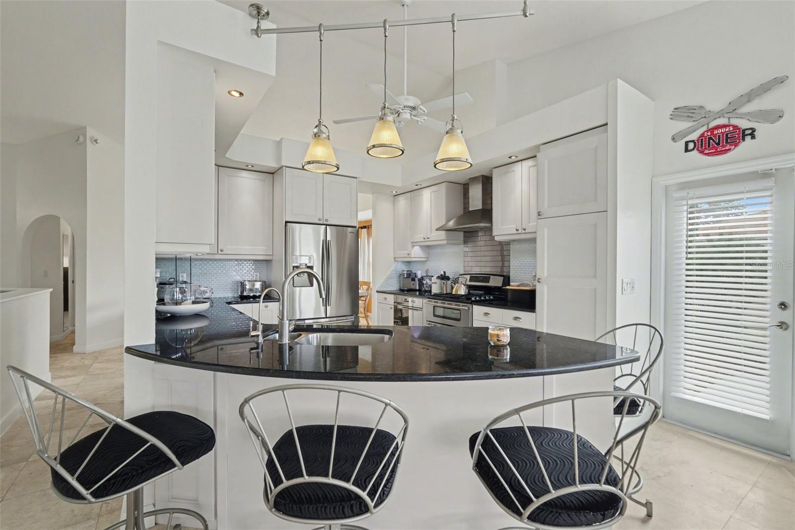 11009 WOODLAND WATERS BLVD, WEEKI WACHEE, FL, 34613