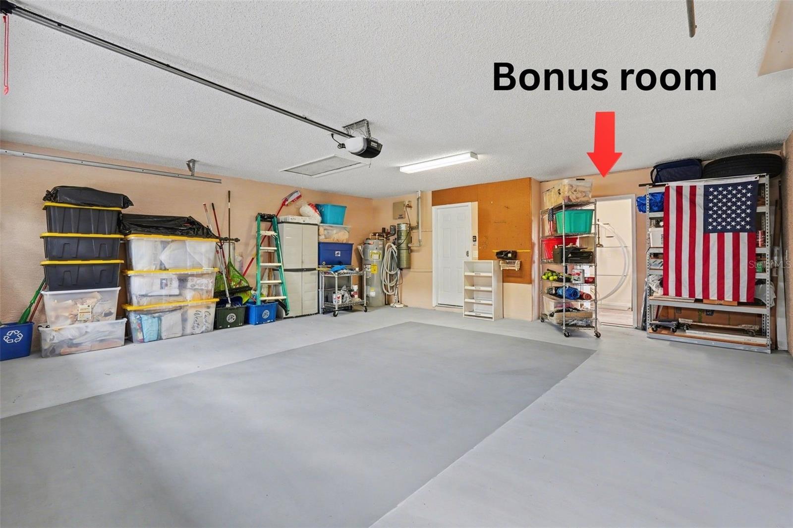 11009 WOODLAND WATERS BLVD, WEEKI WACHEE, FL, 34613