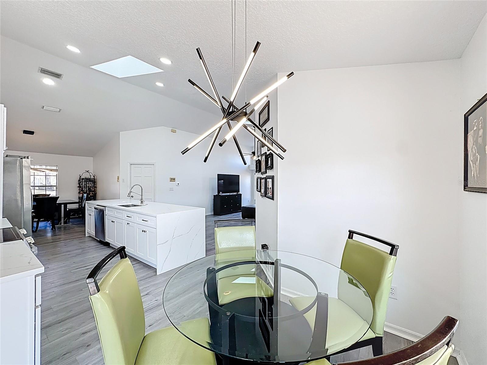 1125 ALMOND TREE CIR, ORLANDO, FL, 32835