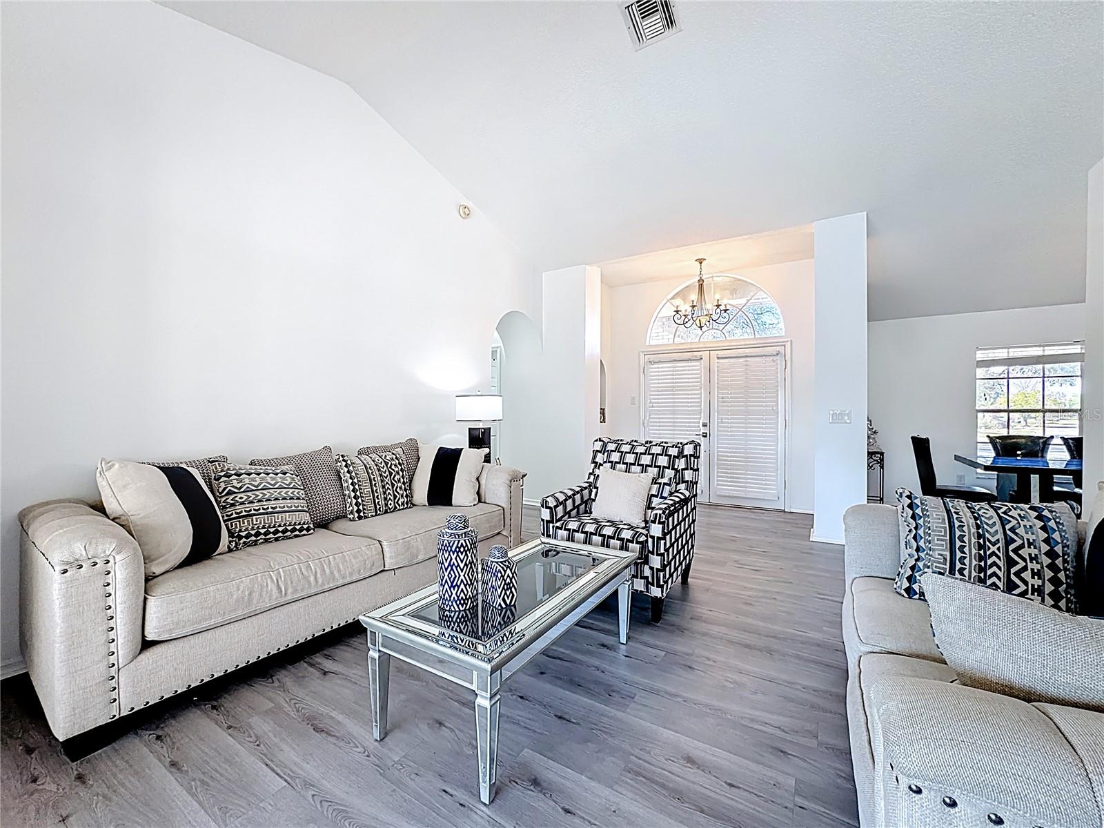 1125 ALMOND TREE CIR, ORLANDO, FL, 32835