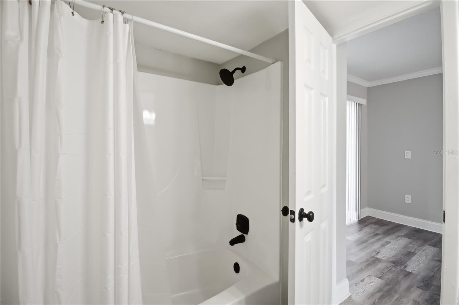 127 OYSTER BAY CIR #110, ALTAMONTE SPRINGS, FL, 32701