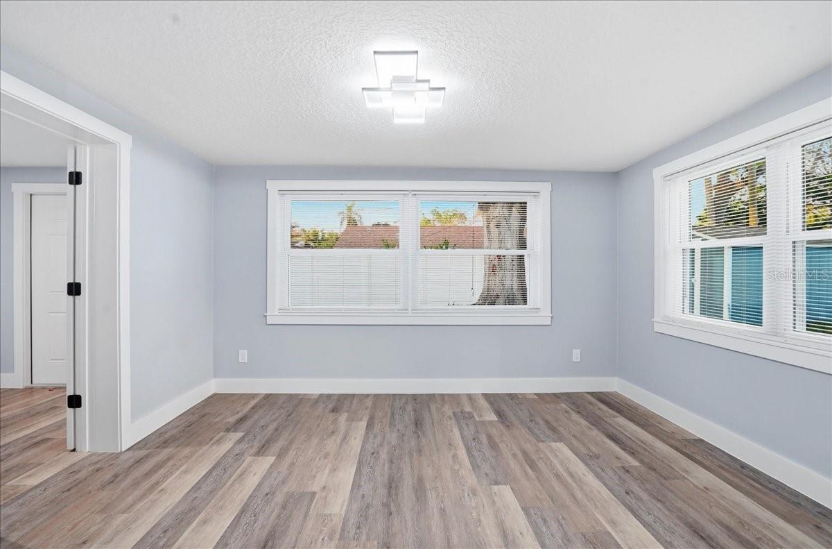 5721 65TH AVE N, PINELLAS PARK, FL, 33781