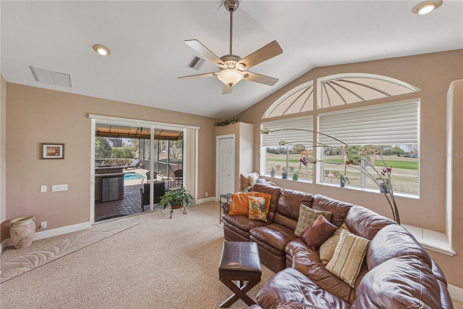 33909 AMERICANA AVE, DADE CITY, FL, 33525