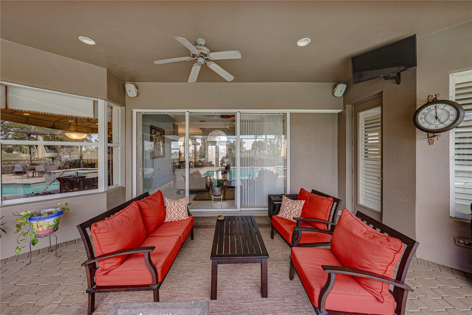 33909 AMERICANA AVE, DADE CITY, FL, 33525