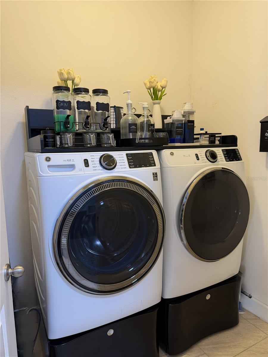 703 CALABRIA WAY, HOWEY IN THE HILLS, FL, 34737