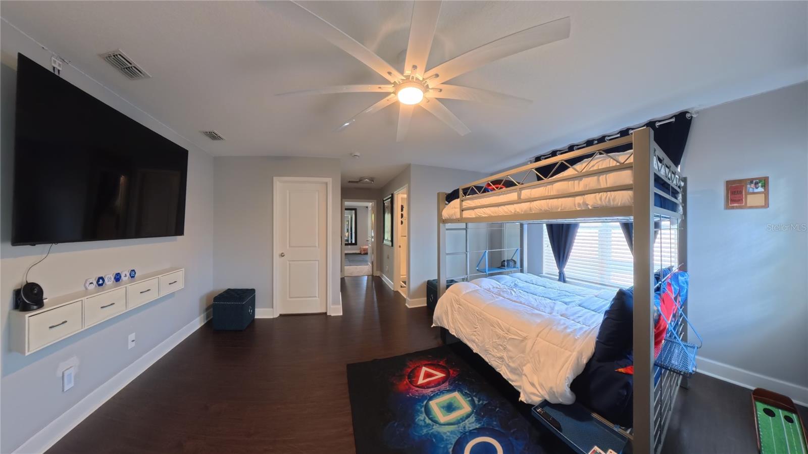 703 CALABRIA WAY, HOWEY IN THE HILLS, FL, 34737