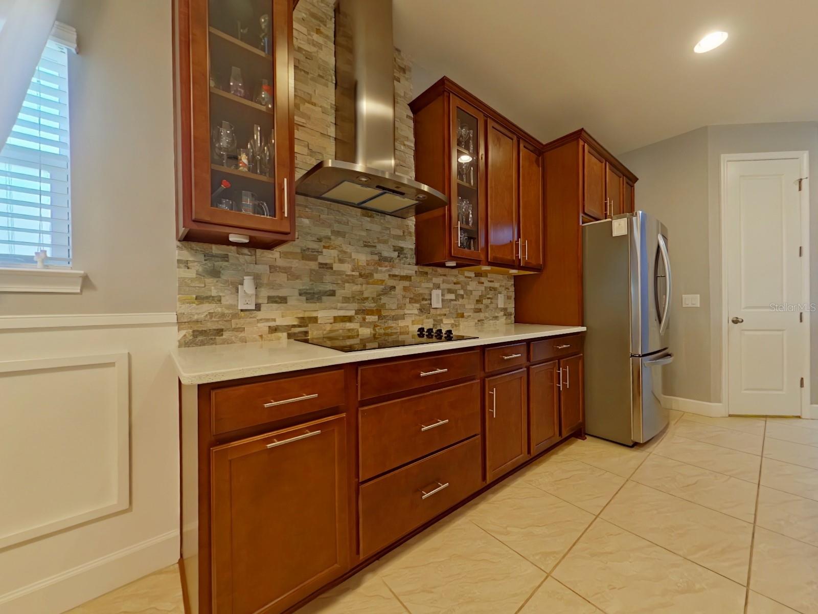 703 CALABRIA WAY, HOWEY IN THE HILLS, FL, 34737