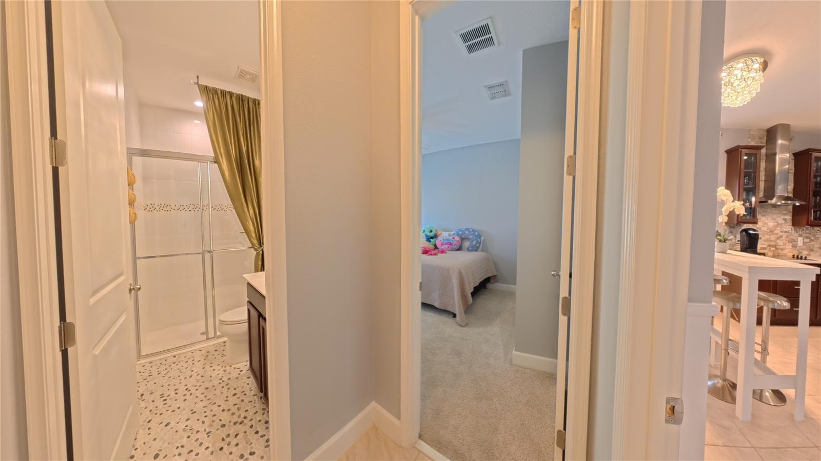 703 CALABRIA WAY, HOWEY IN THE HILLS, FL, 34737