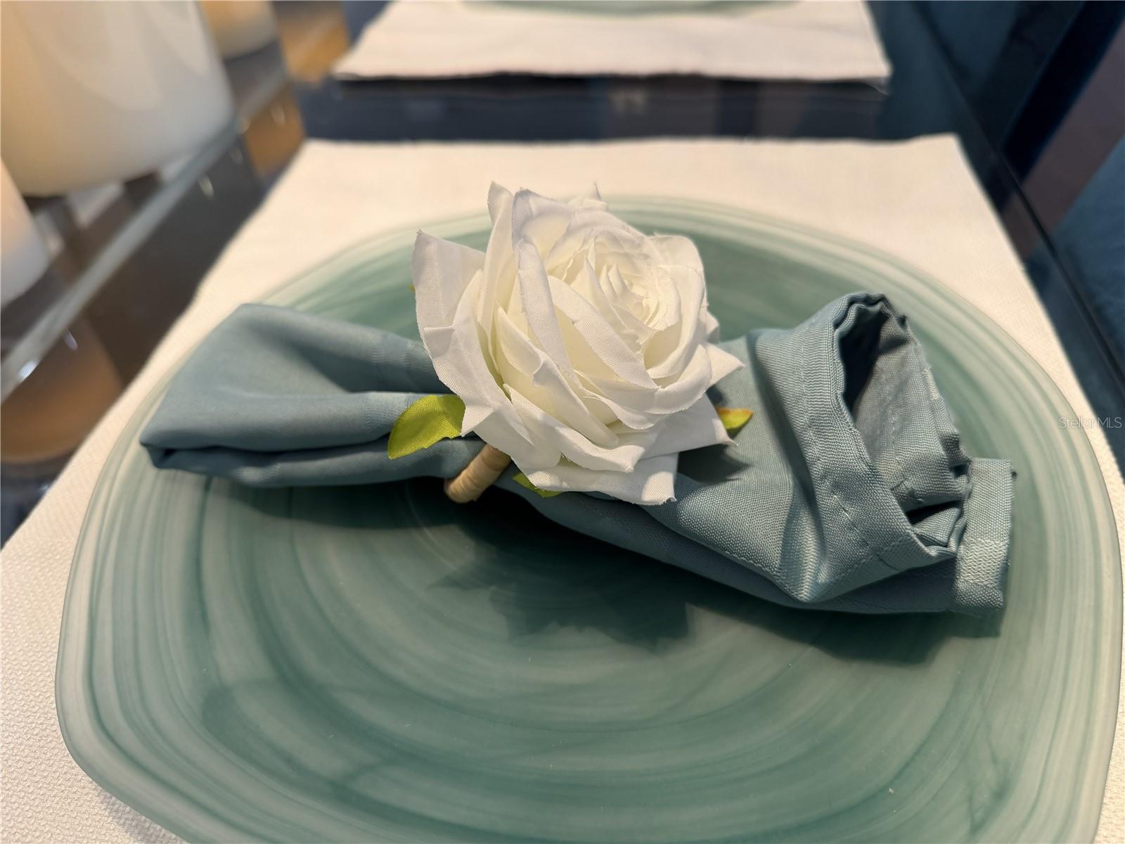 703 CALABRIA WAY, HOWEY IN THE HILLS, FL, 34737