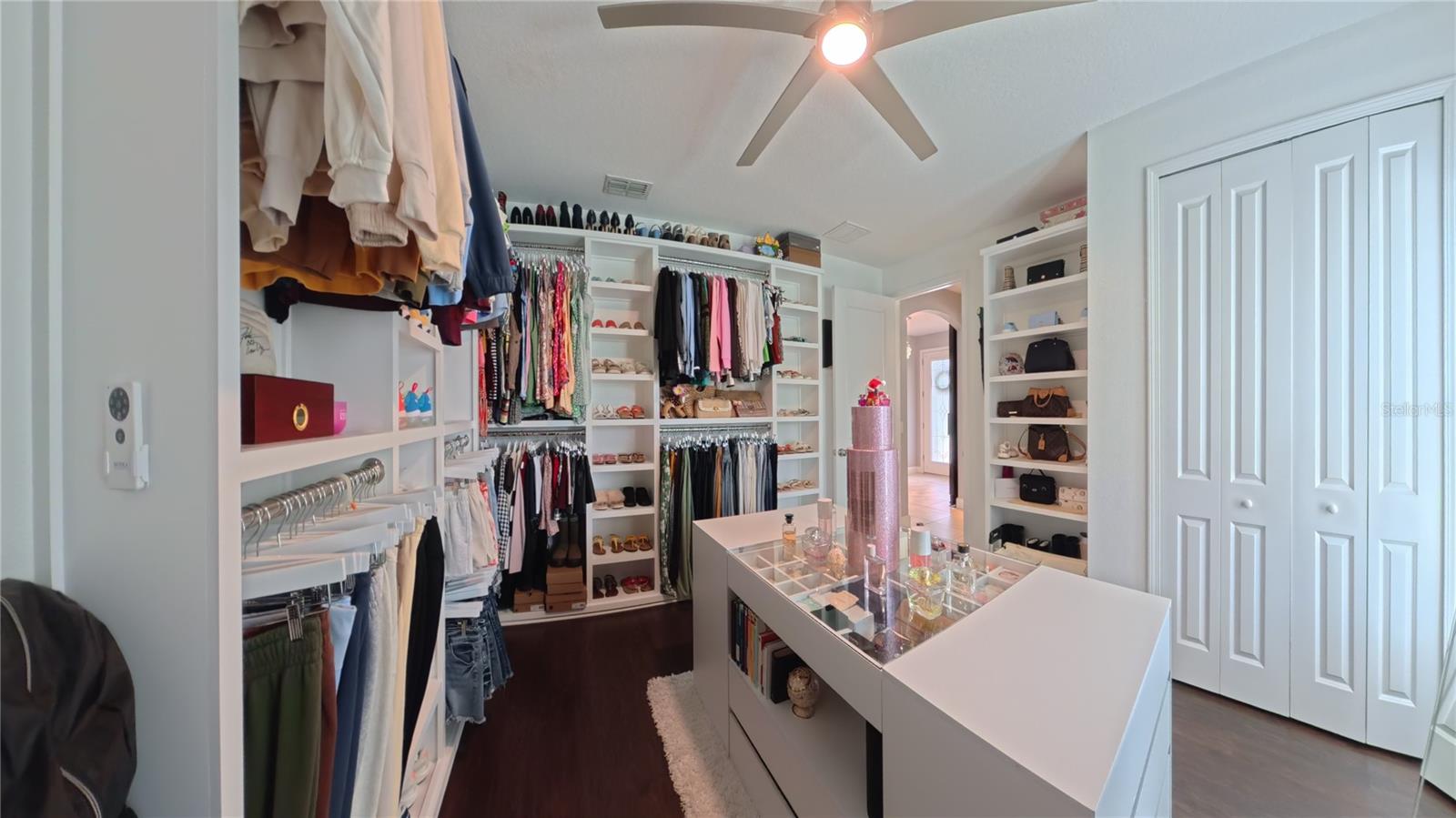 703 CALABRIA WAY, HOWEY IN THE HILLS, FL, 34737