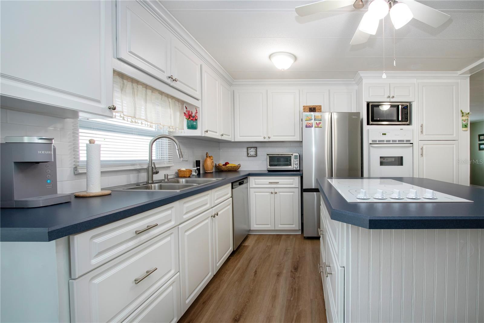 2266 PIAZZA DR #115, SARASOTA, FL, 34238