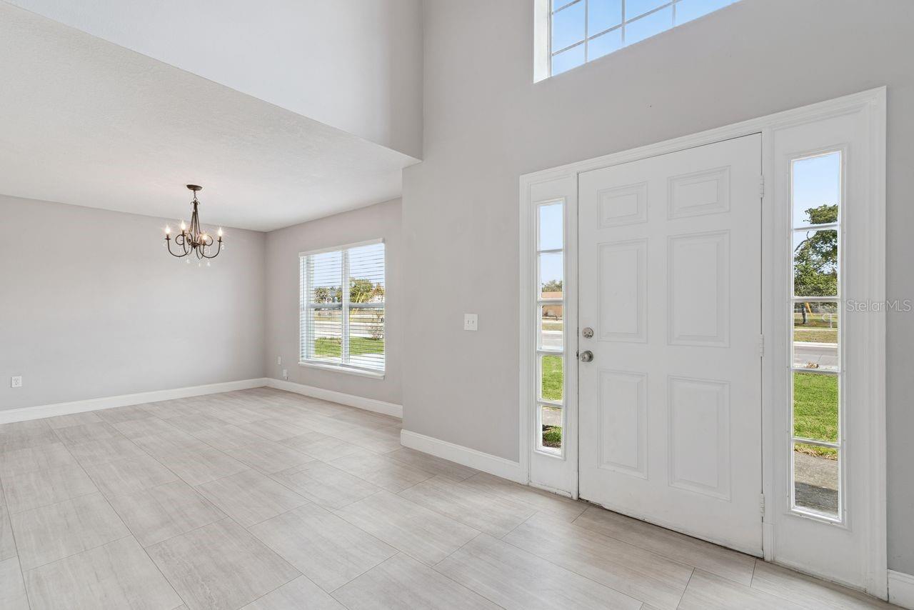 2735 HOWLAND BLVD, DELTONA, FL, 32725