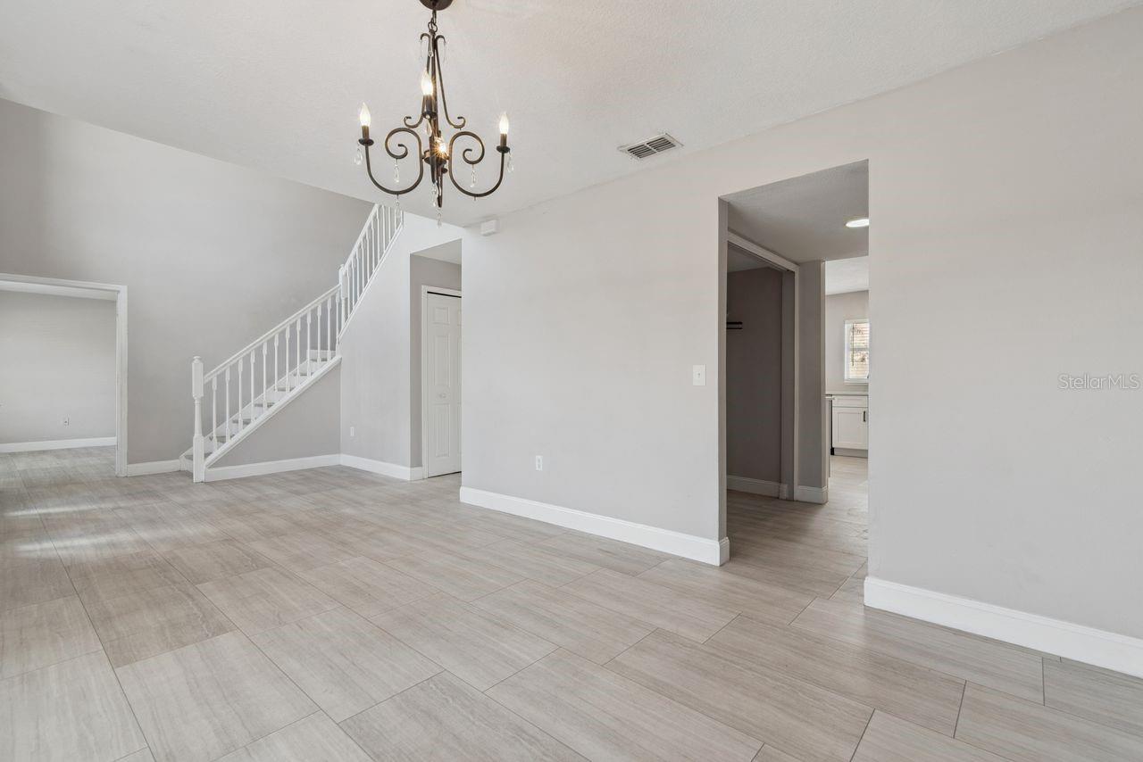 2735 HOWLAND BLVD, DELTONA, FL, 32725