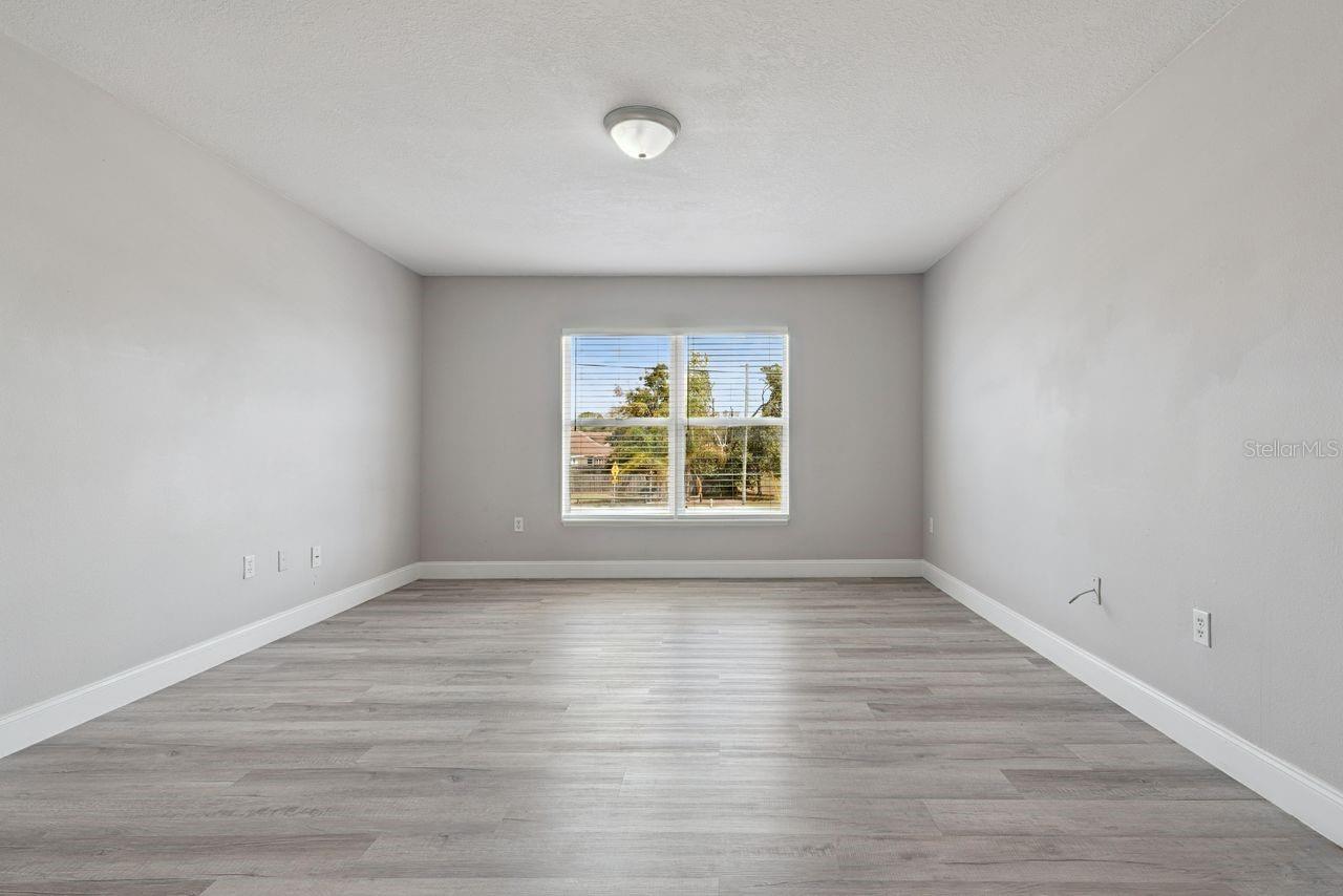 2735 HOWLAND BLVD, DELTONA, FL, 32725