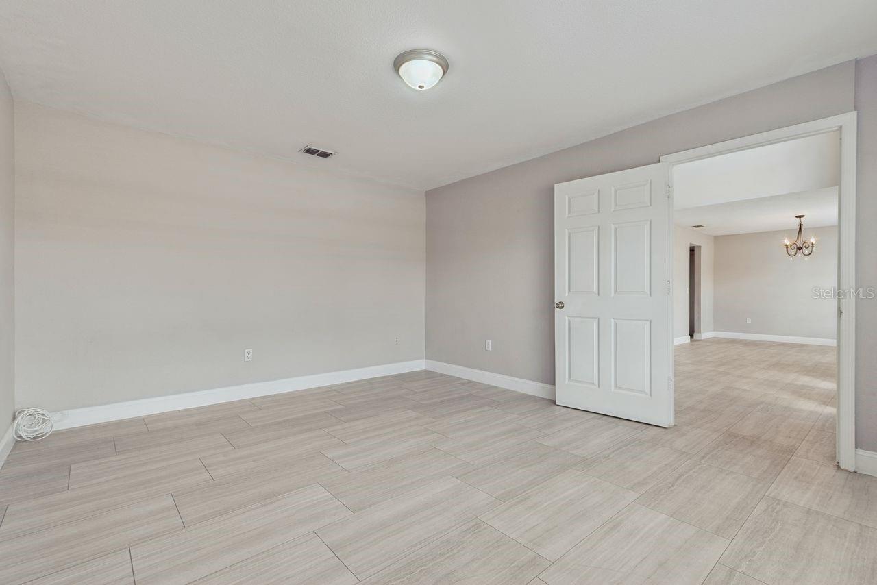 2735 HOWLAND BLVD, DELTONA, FL, 32725