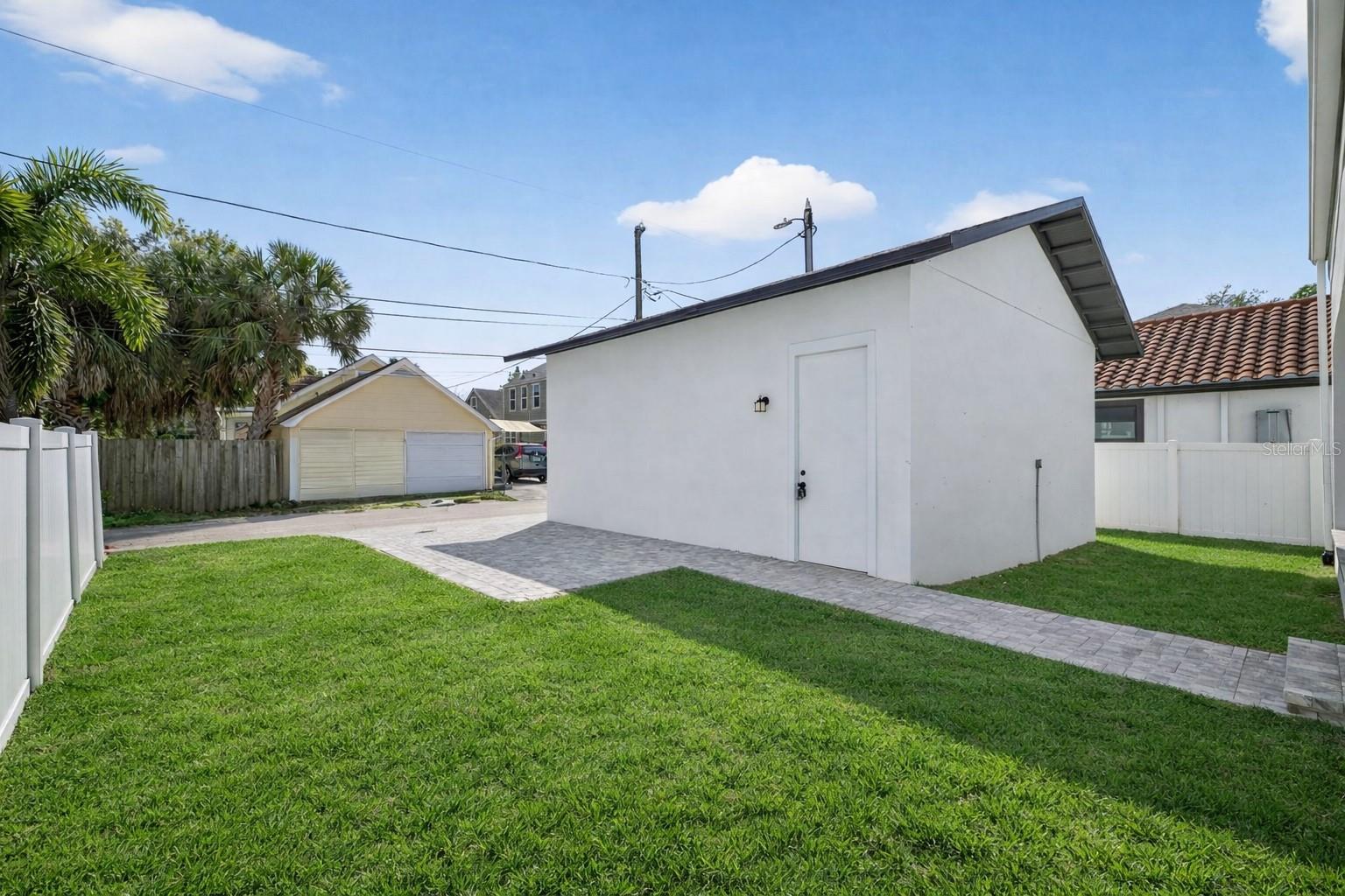 842 30TH AVE, ST PETERSBURG, FL, 33704