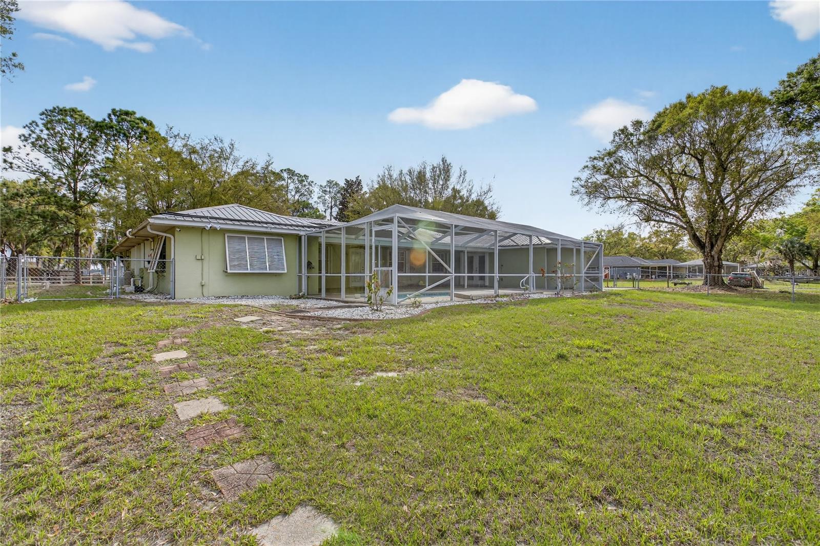2065 OAK BEACH BLVD, SEBRING, FL, 33875