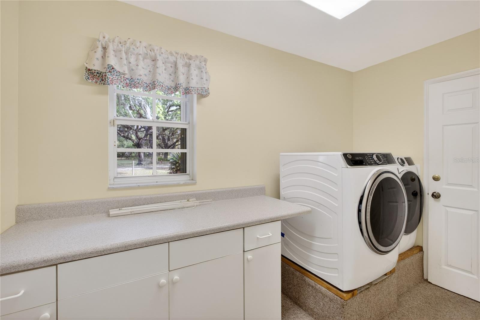2065 OAK BEACH BLVD, SEBRING, FL, 33875