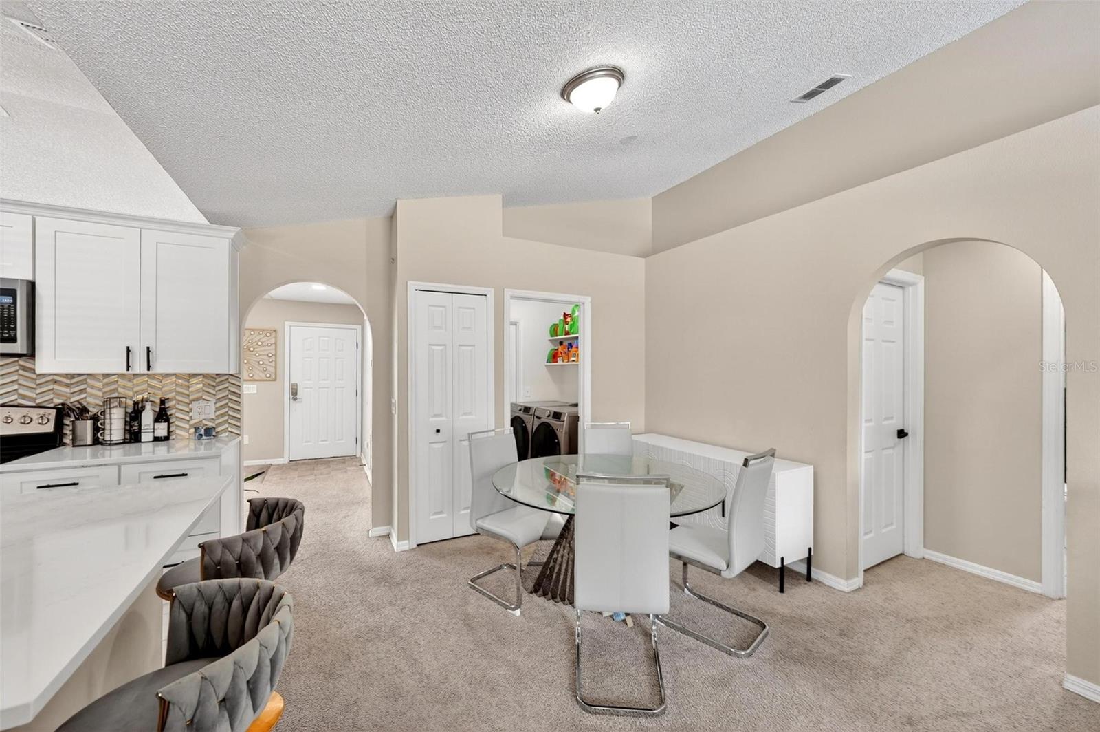 3010 HALLOW DR, DELTONA, FL, 32738