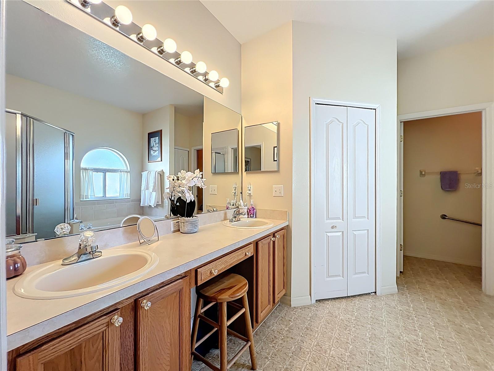 4549 SEAFARER WAY, ORLANDO, FL, 32817