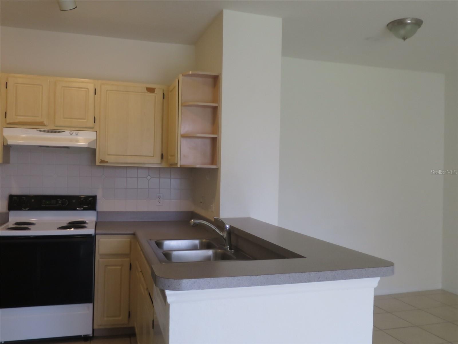 8826 DUNES CT #208, KISSIMMEE, FL, 34747