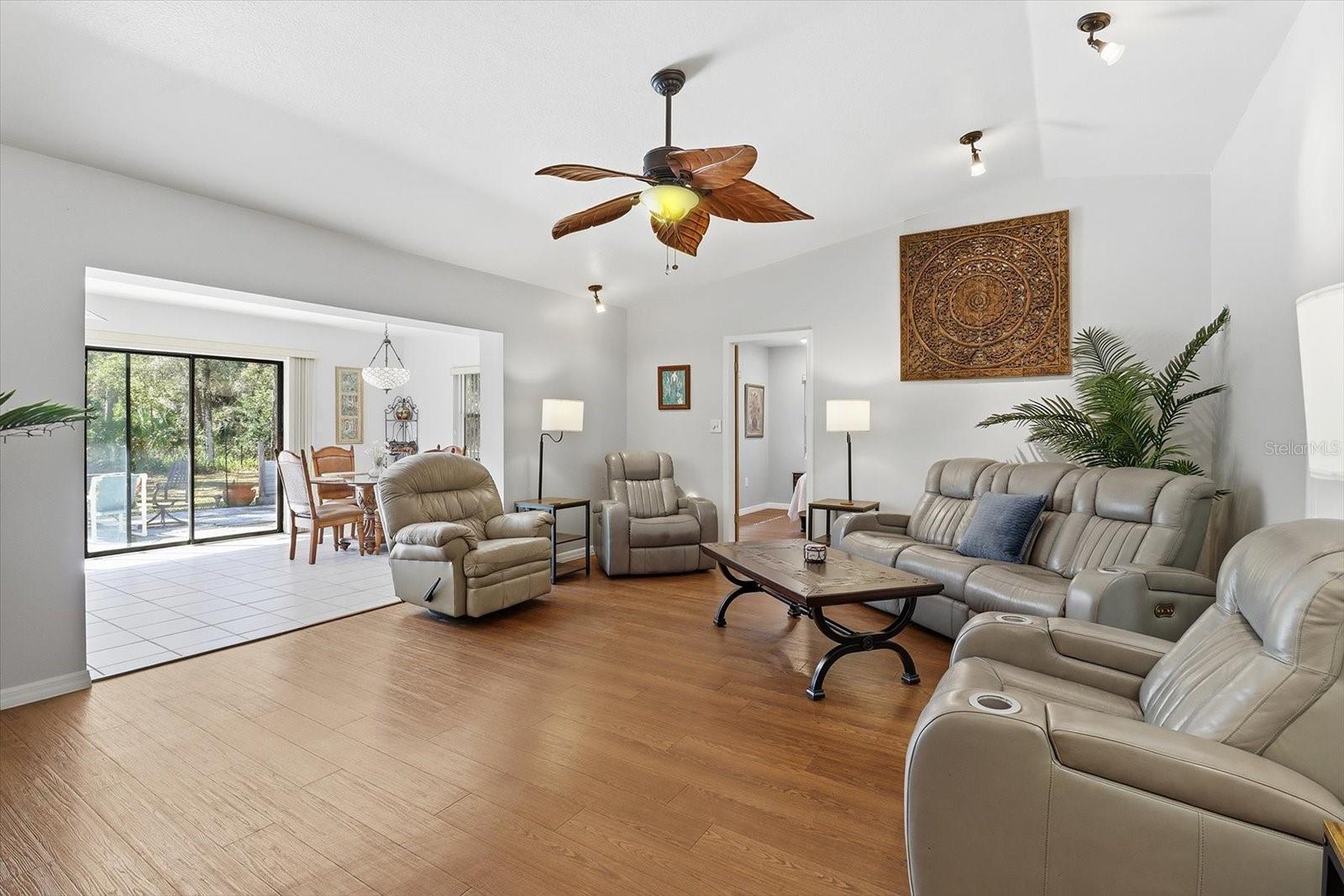 9740 W CRANBERRY ST, CRYSTAL RIVER, FL, 34428