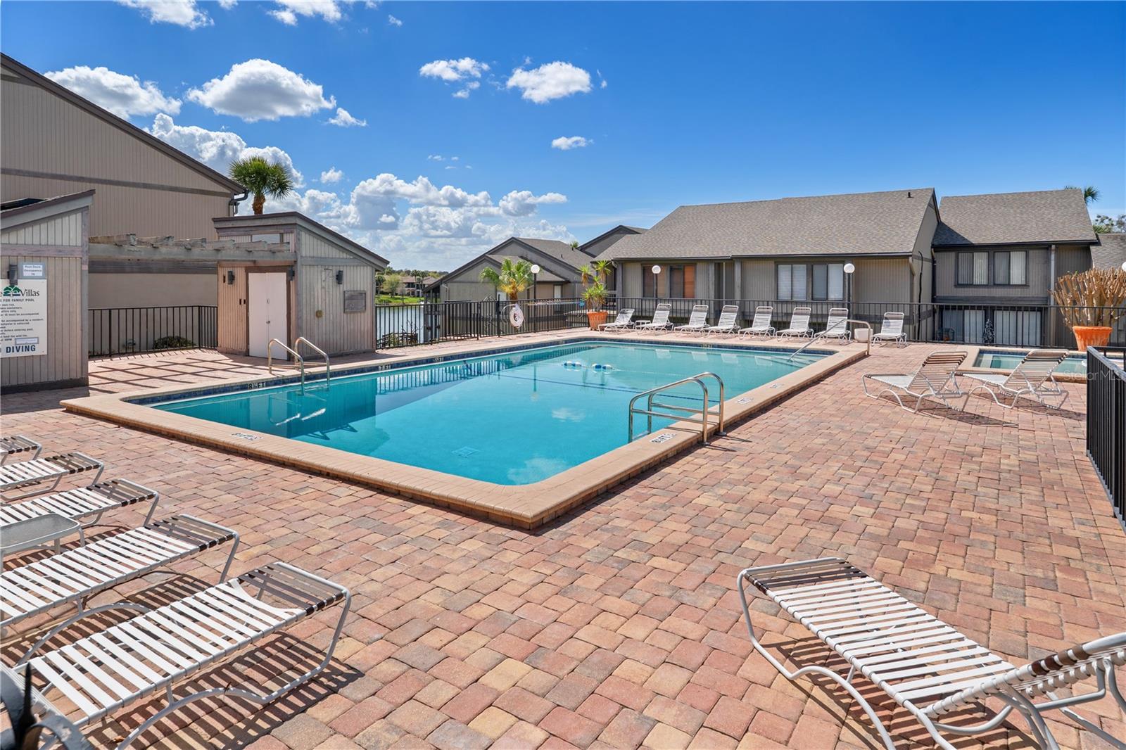 688 LAKE VILLAS DR #688, ALTAMONTE SPRINGS, FL, 32701