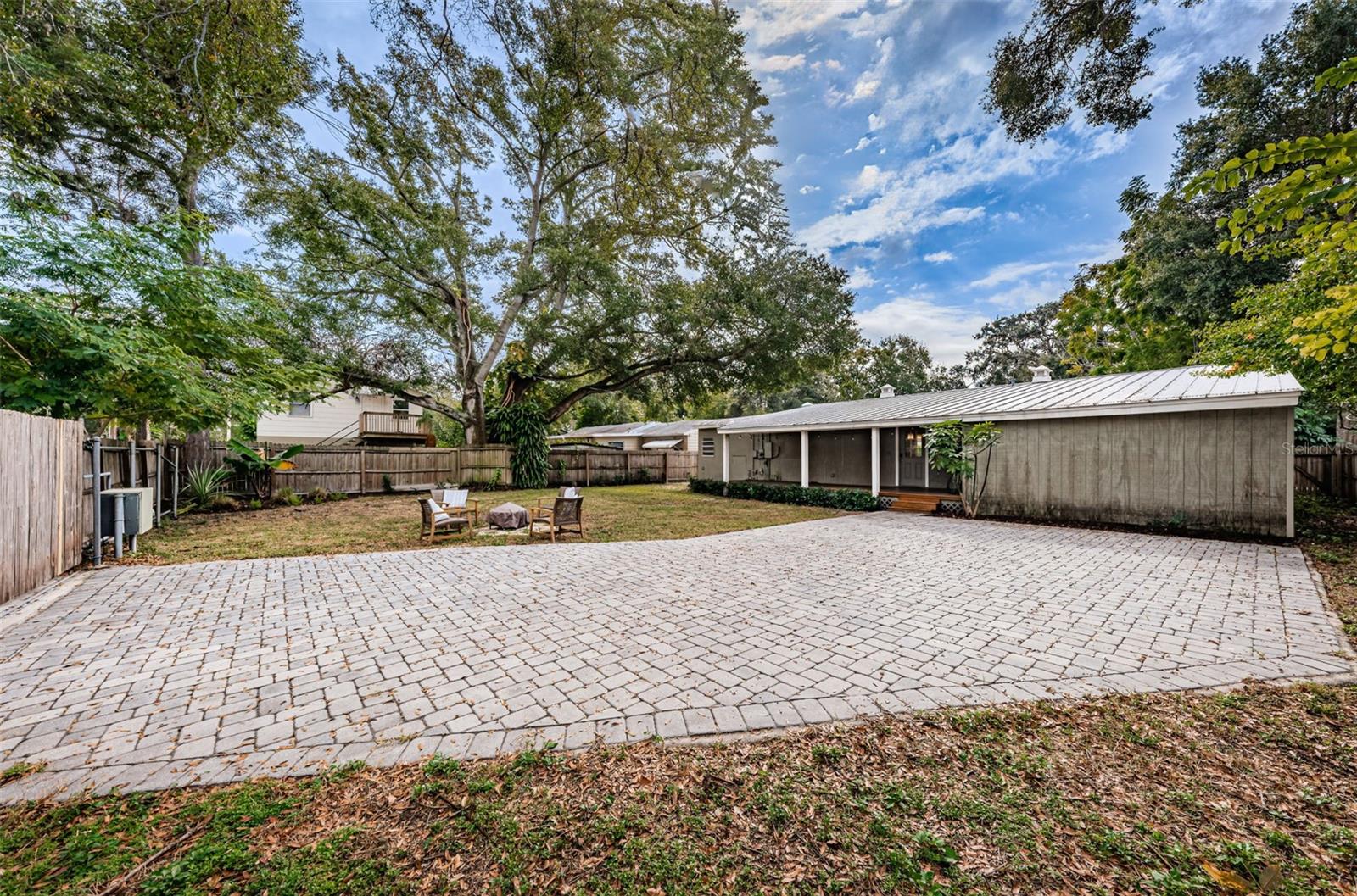 1735 23RD AVE N, ST PETERSBURG, FL, 33713