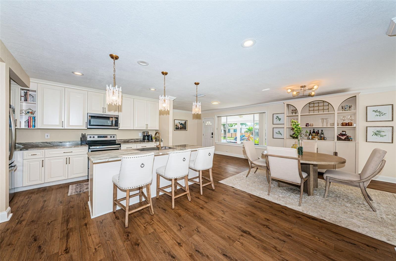 1735 23RD AVE N, ST PETERSBURG, FL, 33713