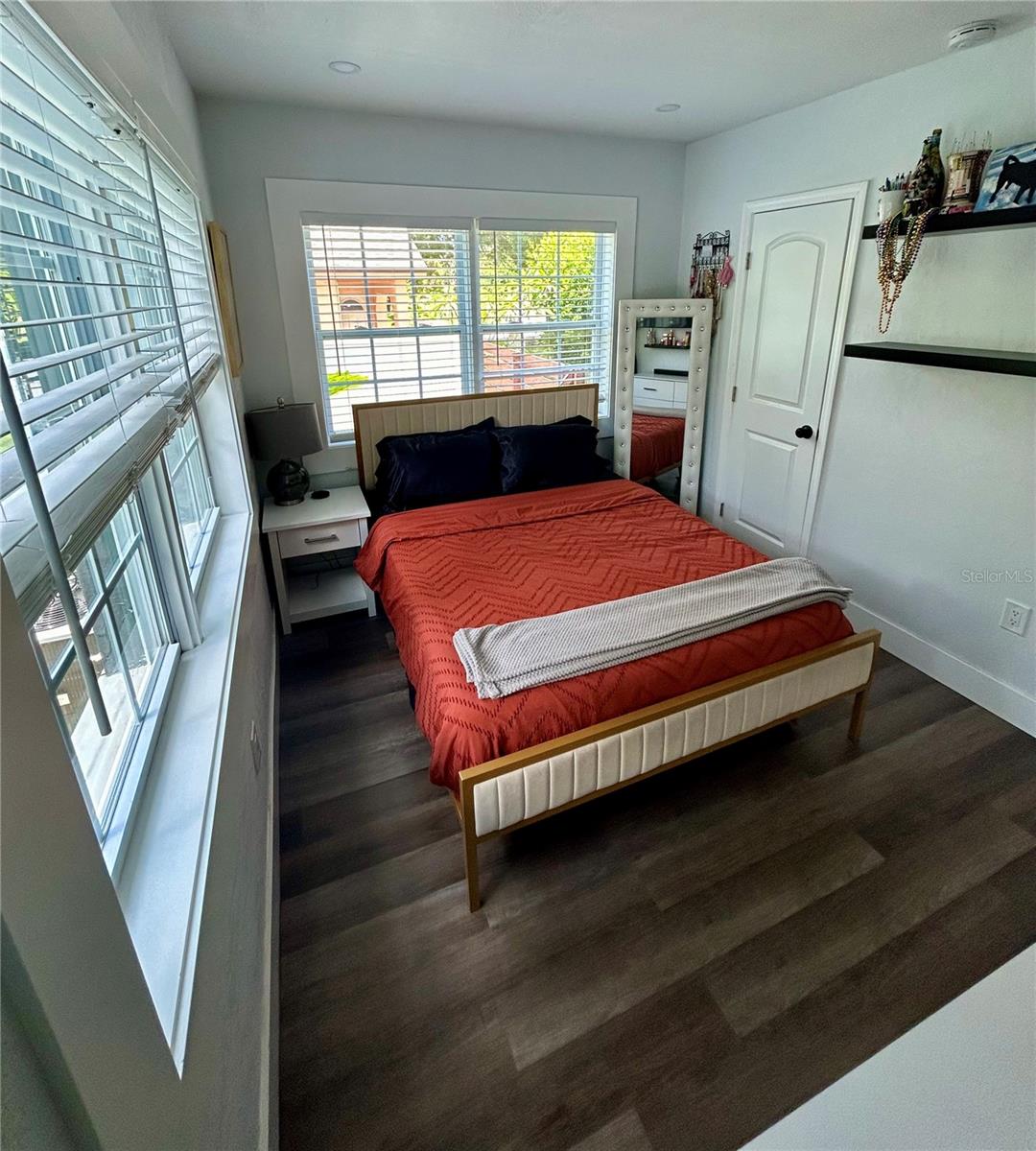 3550 2ND AVE S, ST PETERSBURG, FL, 33711