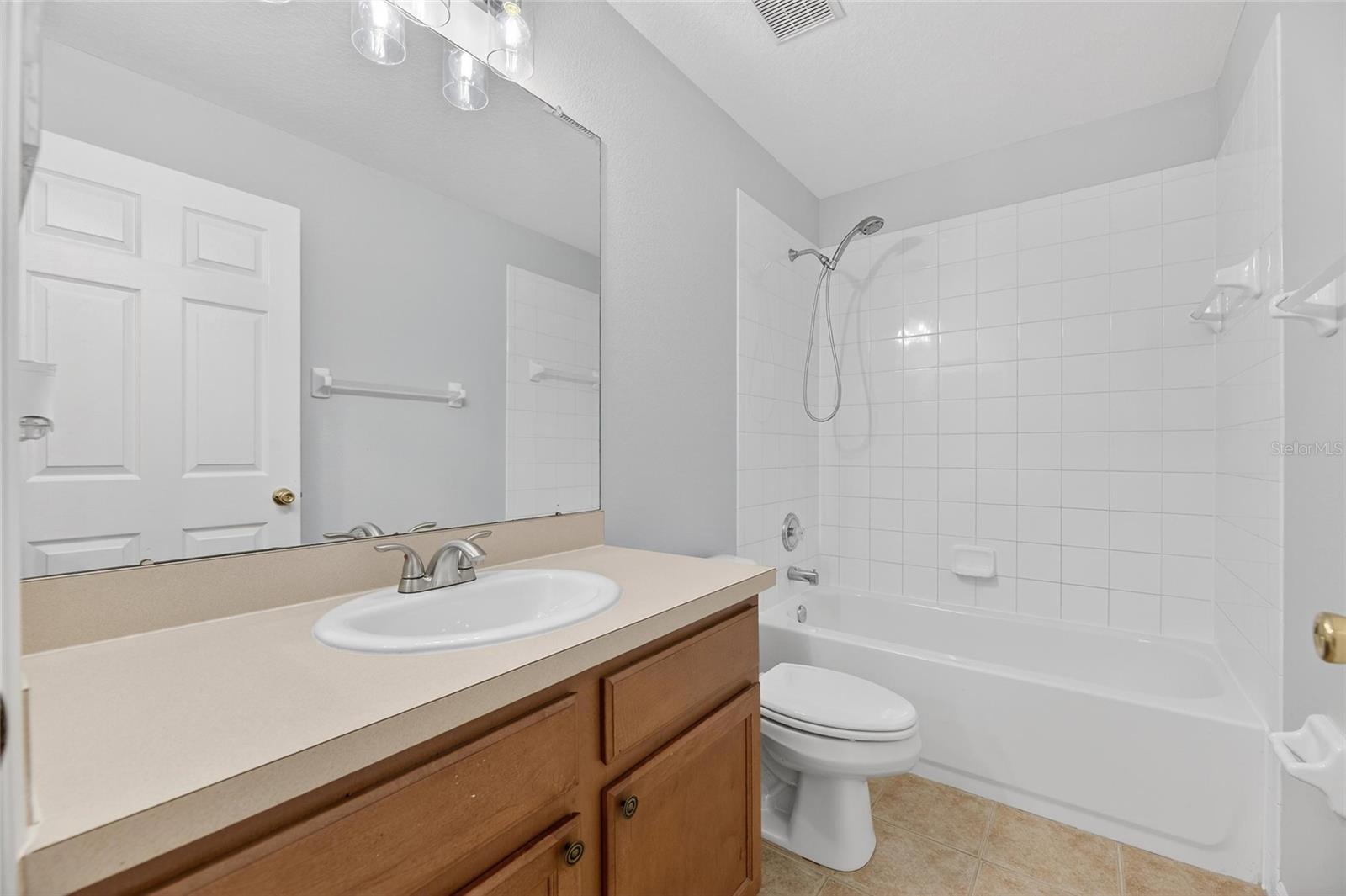 9613 CYPRESS HARBOR DR, GIBSONTON, FL, 33534