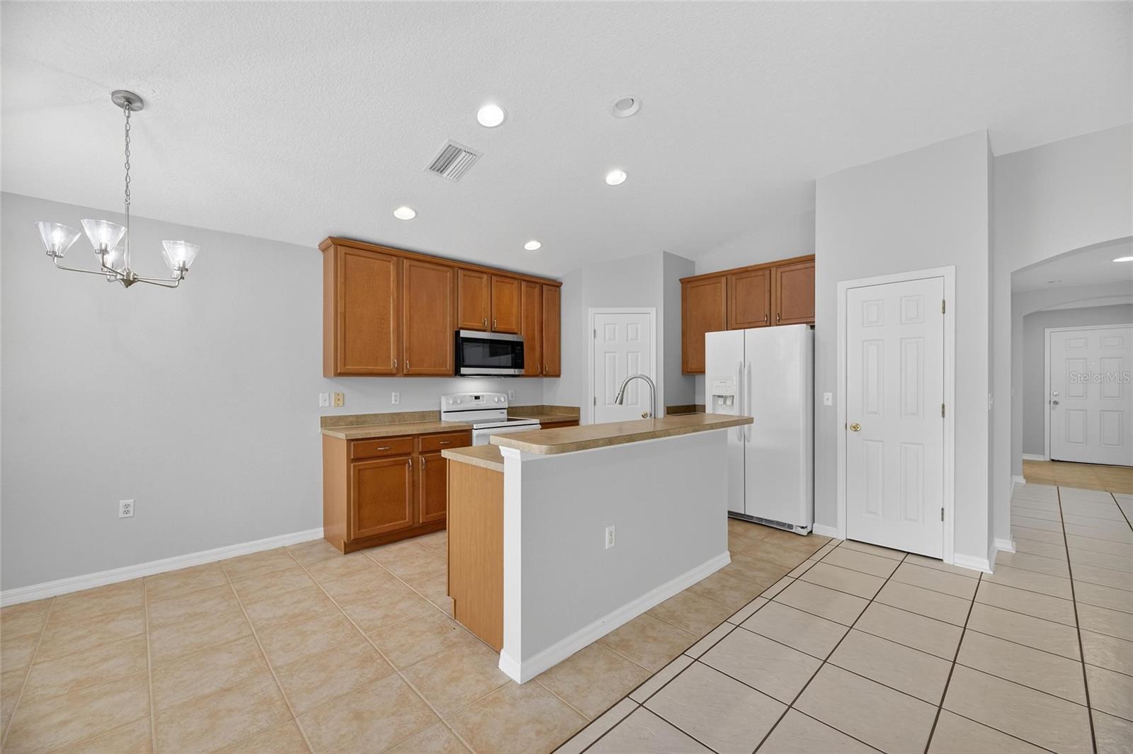 9613 CYPRESS HARBOR DR, GIBSONTON, FL, 33534