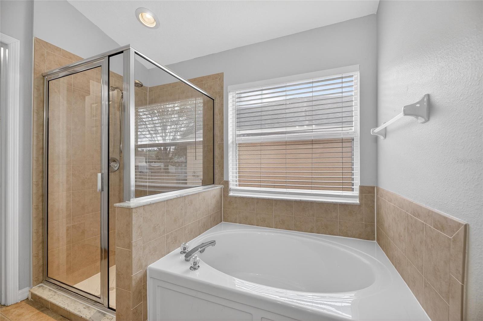 9613 CYPRESS HARBOR DR, GIBSONTON, FL, 33534
