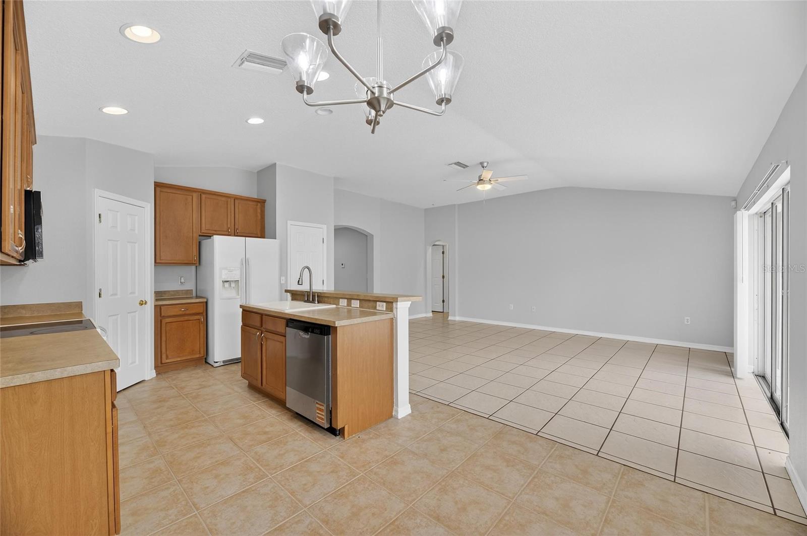9613 CYPRESS HARBOR DR, GIBSONTON, FL, 33534