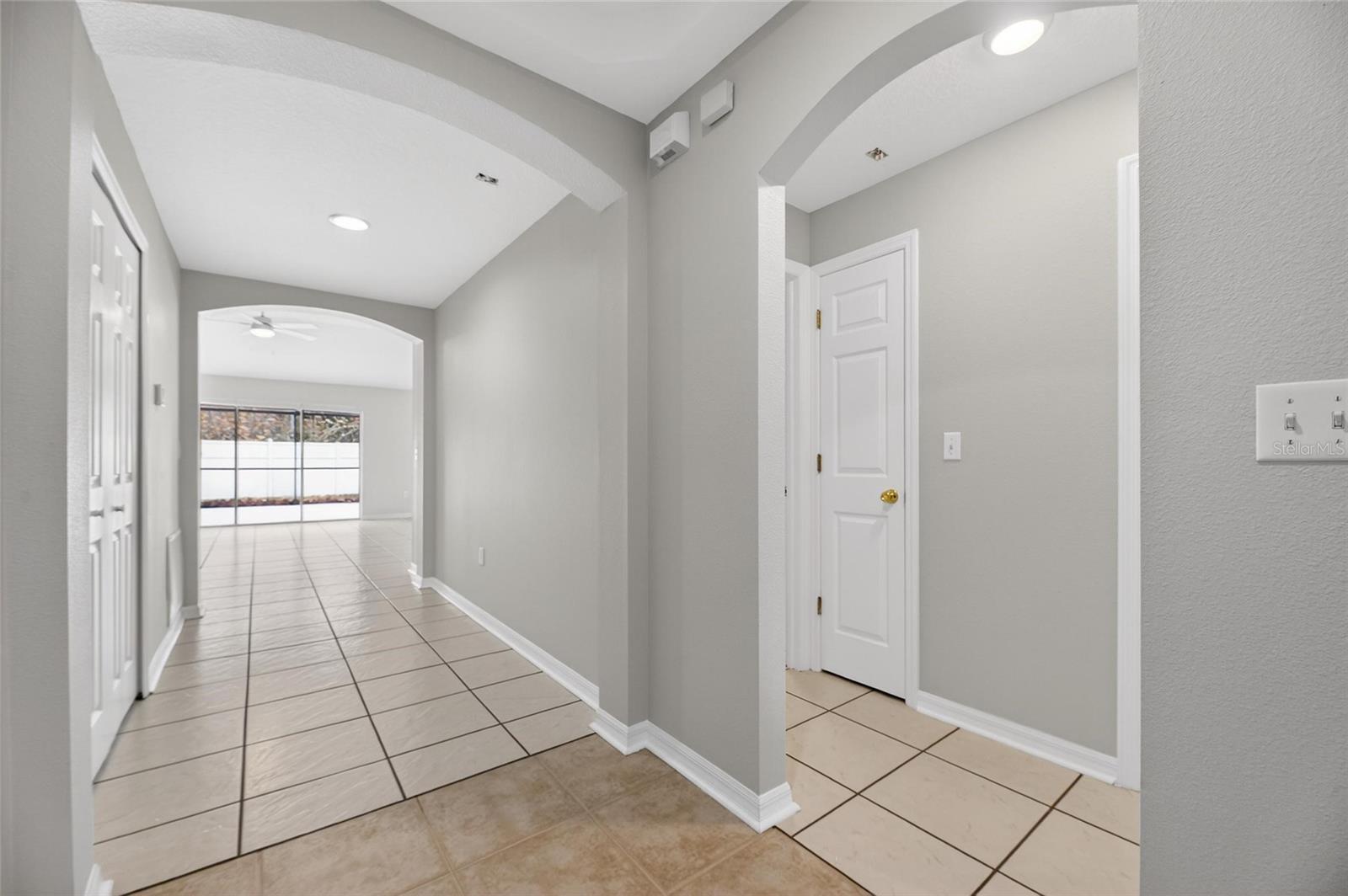 9613 CYPRESS HARBOR DR, GIBSONTON, FL, 33534
