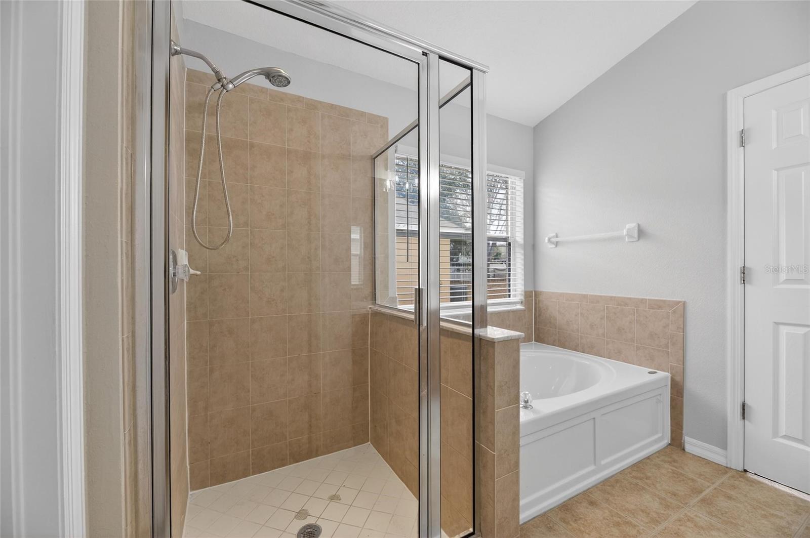 9613 CYPRESS HARBOR DR, GIBSONTON, FL, 33534