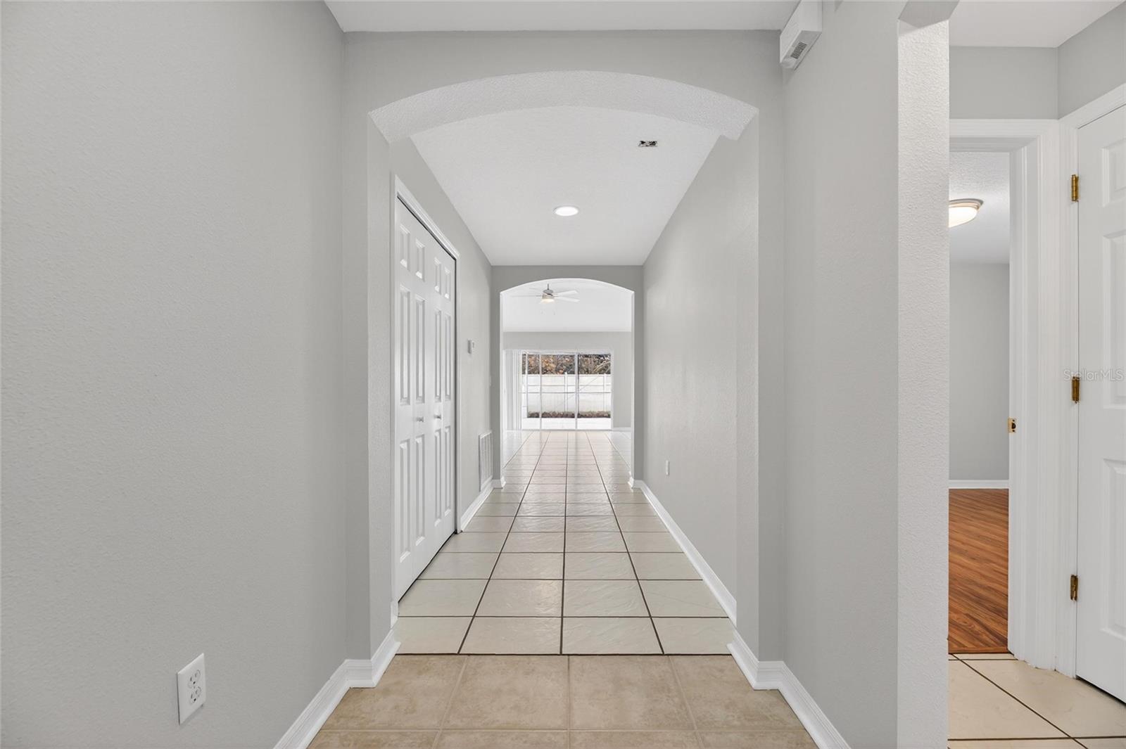 9613 CYPRESS HARBOR DR, GIBSONTON, FL, 33534