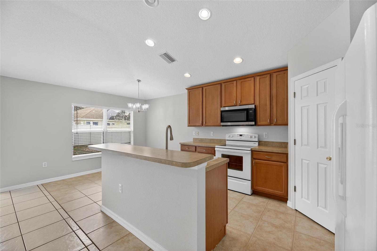 9613 CYPRESS HARBOR DR, GIBSONTON, FL, 33534