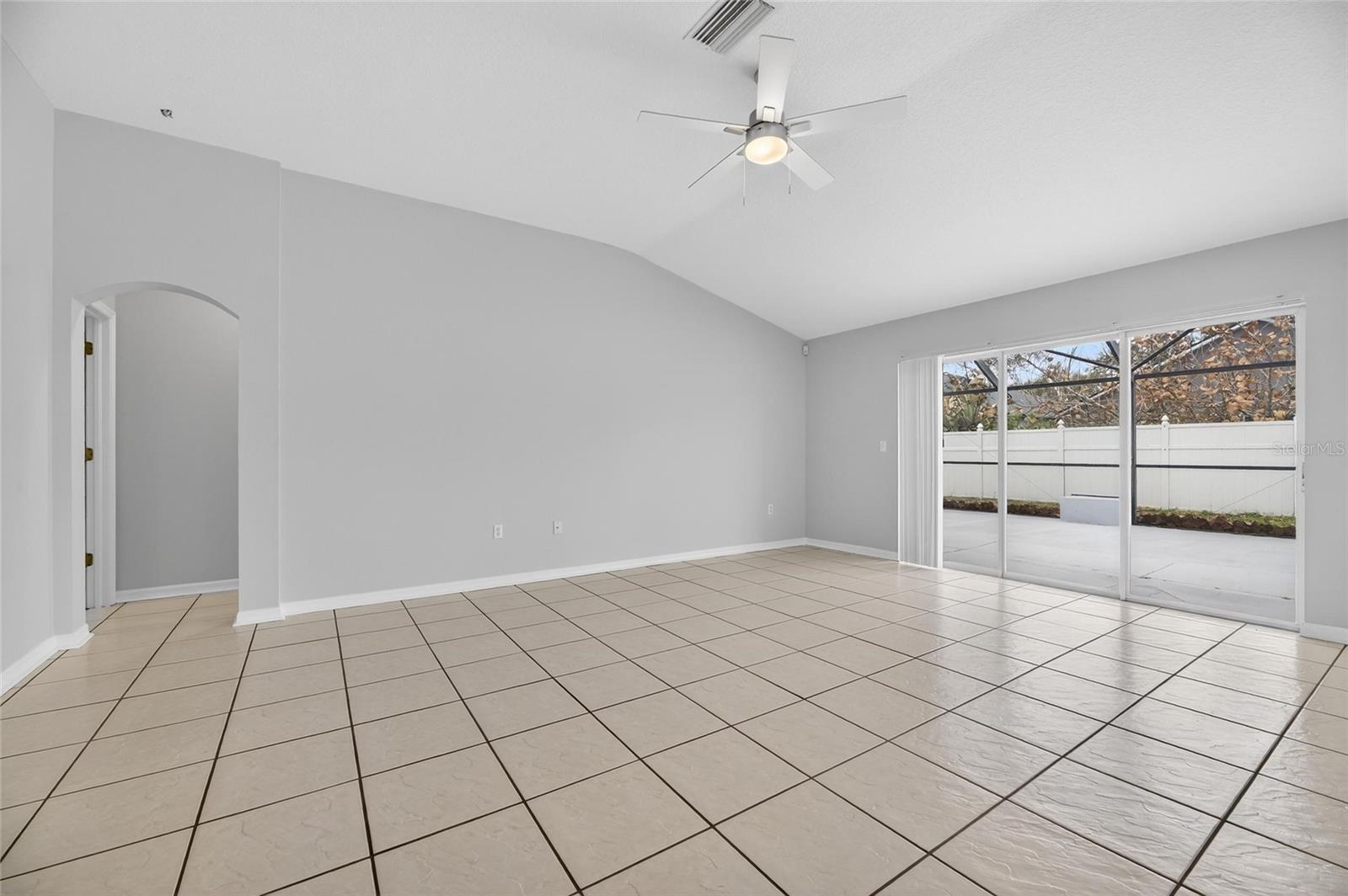 9613 CYPRESS HARBOR DR, GIBSONTON, FL, 33534