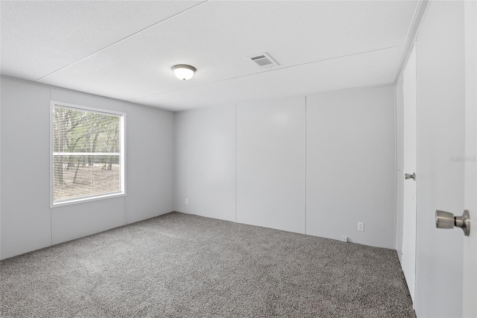 8469 SE 71ST ST, NEWBERRY, FL, 32669