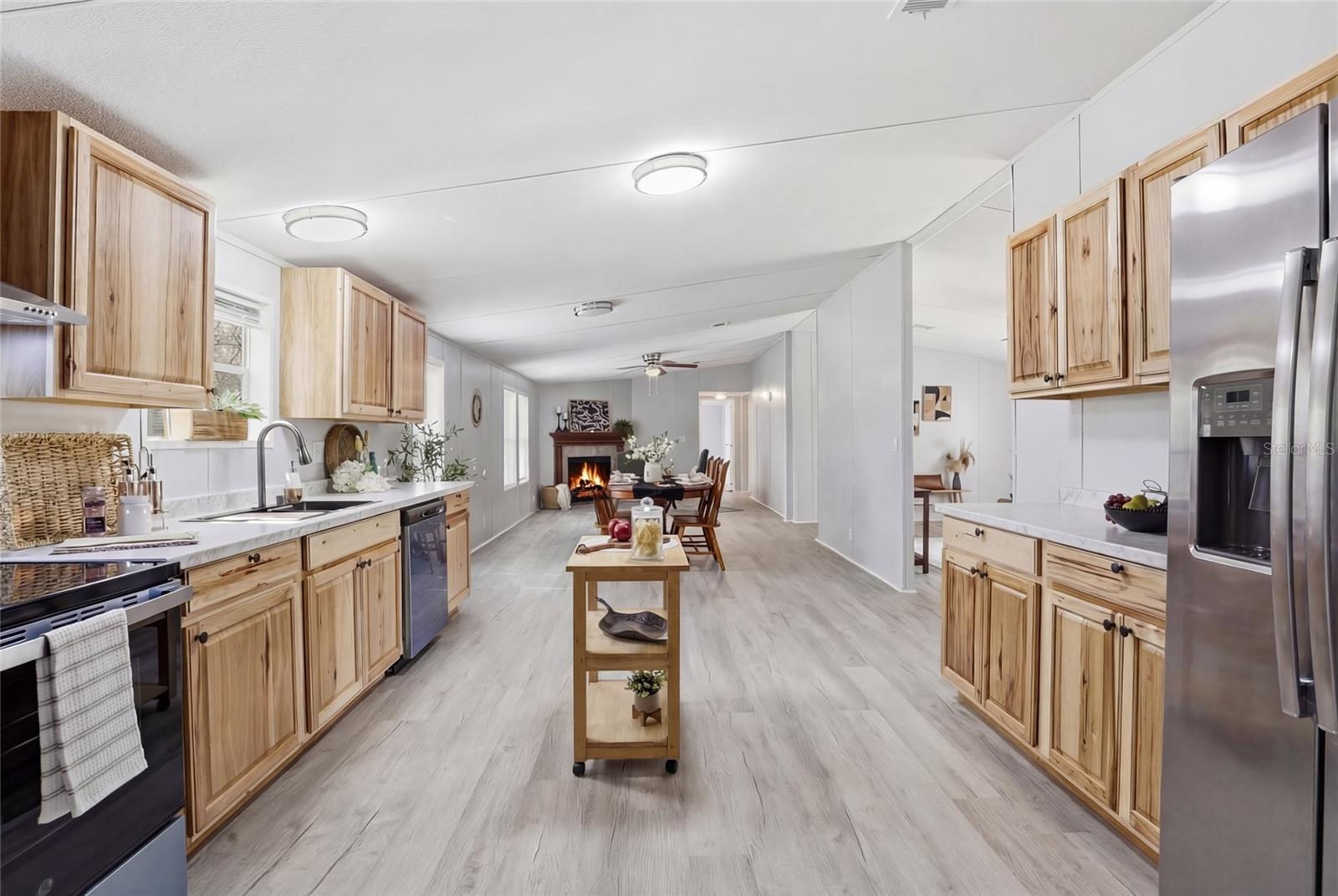 8469 SE 71ST ST, NEWBERRY, FL, 32669