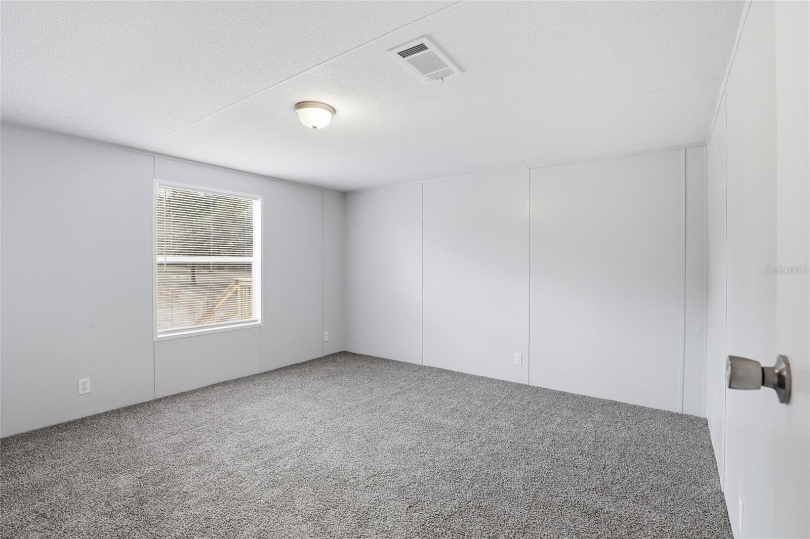 8469 SE 71ST ST, NEWBERRY, FL, 32669