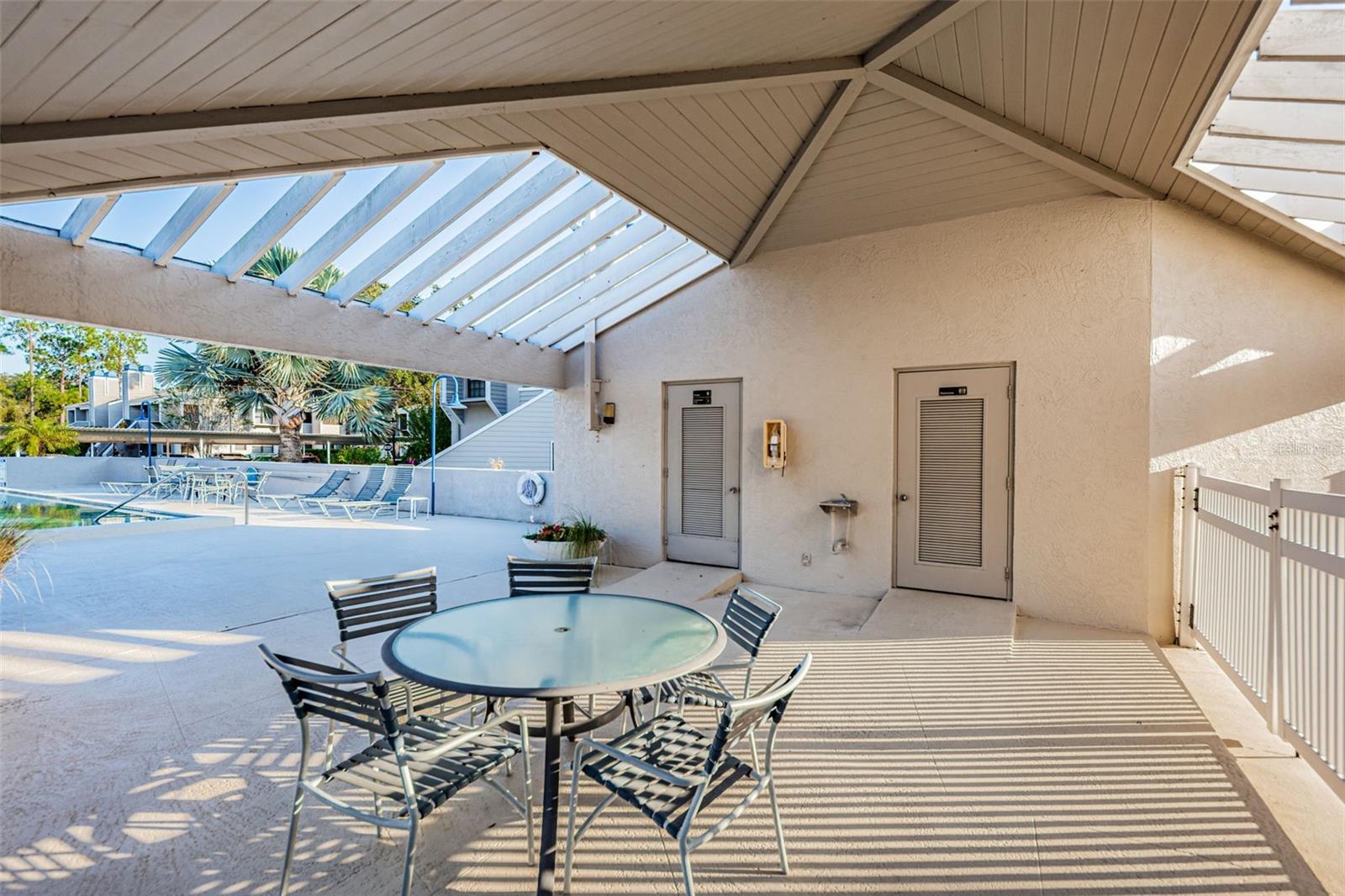 10626 LONGWOOD DR #102, SEMINOLE, FL, 33777