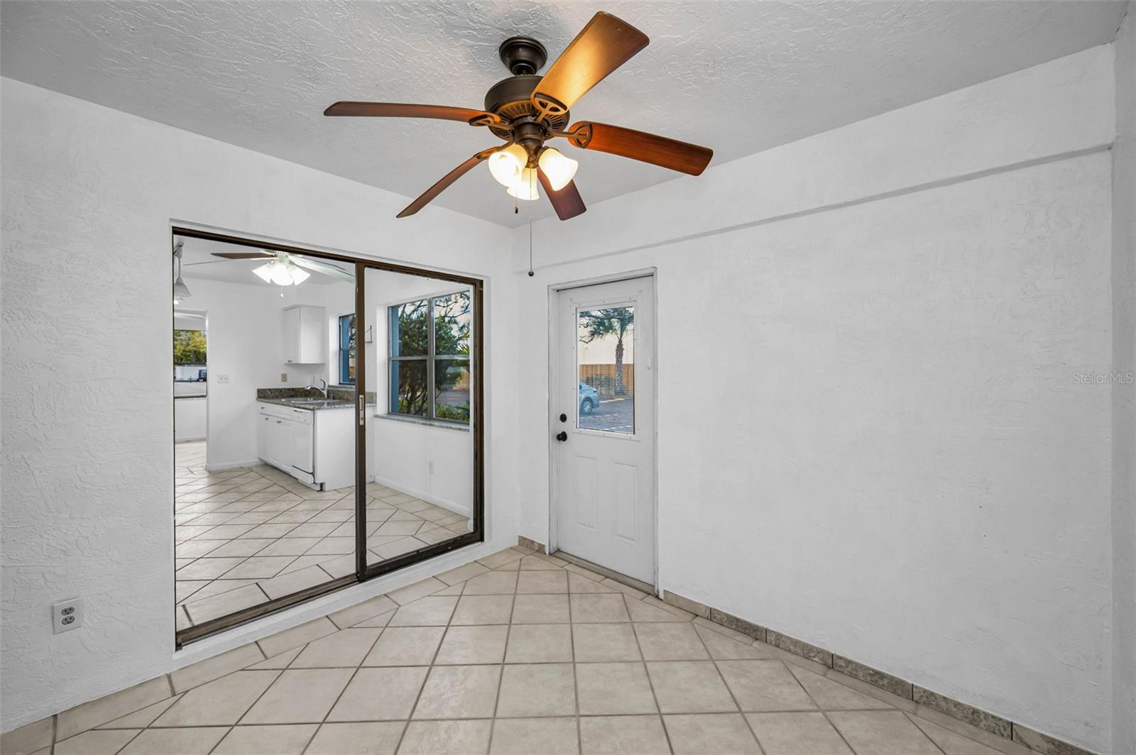 10626 LONGWOOD DR #102, SEMINOLE, FL, 33777