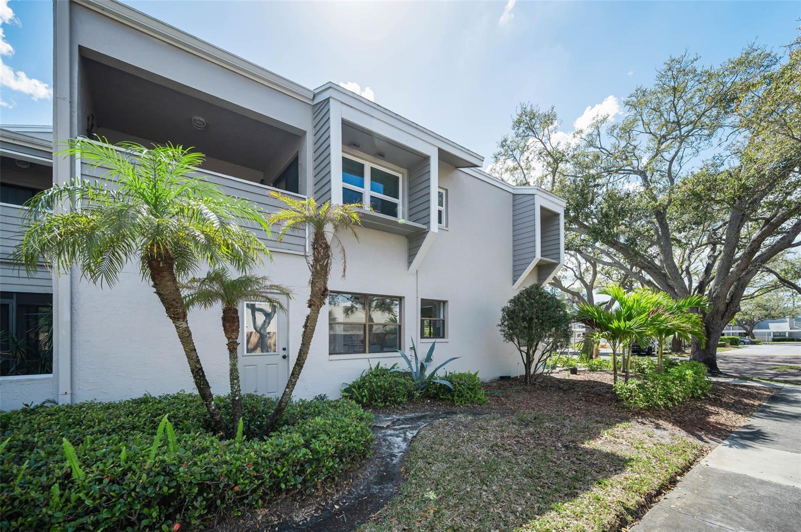 10626 LONGWOOD DR #102, SEMINOLE, FL, 33777