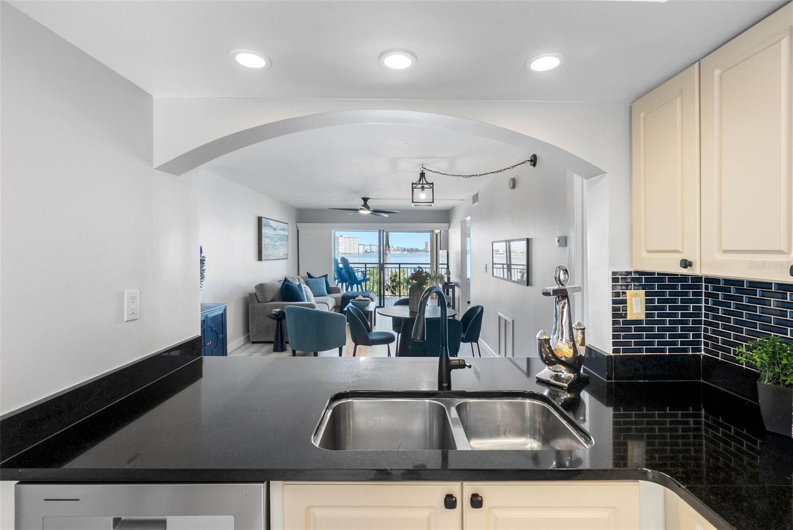 6372 PALMA DEL MAR BLVD S #304, ST PETERSBURG, FL, 33715