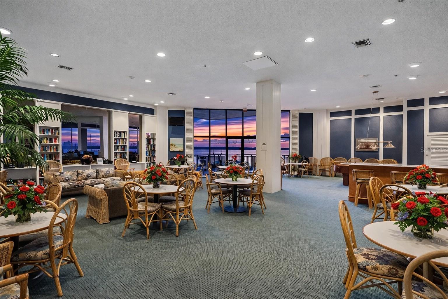 6372 PALMA DEL MAR BLVD S #304, ST PETERSBURG, FL, 33715