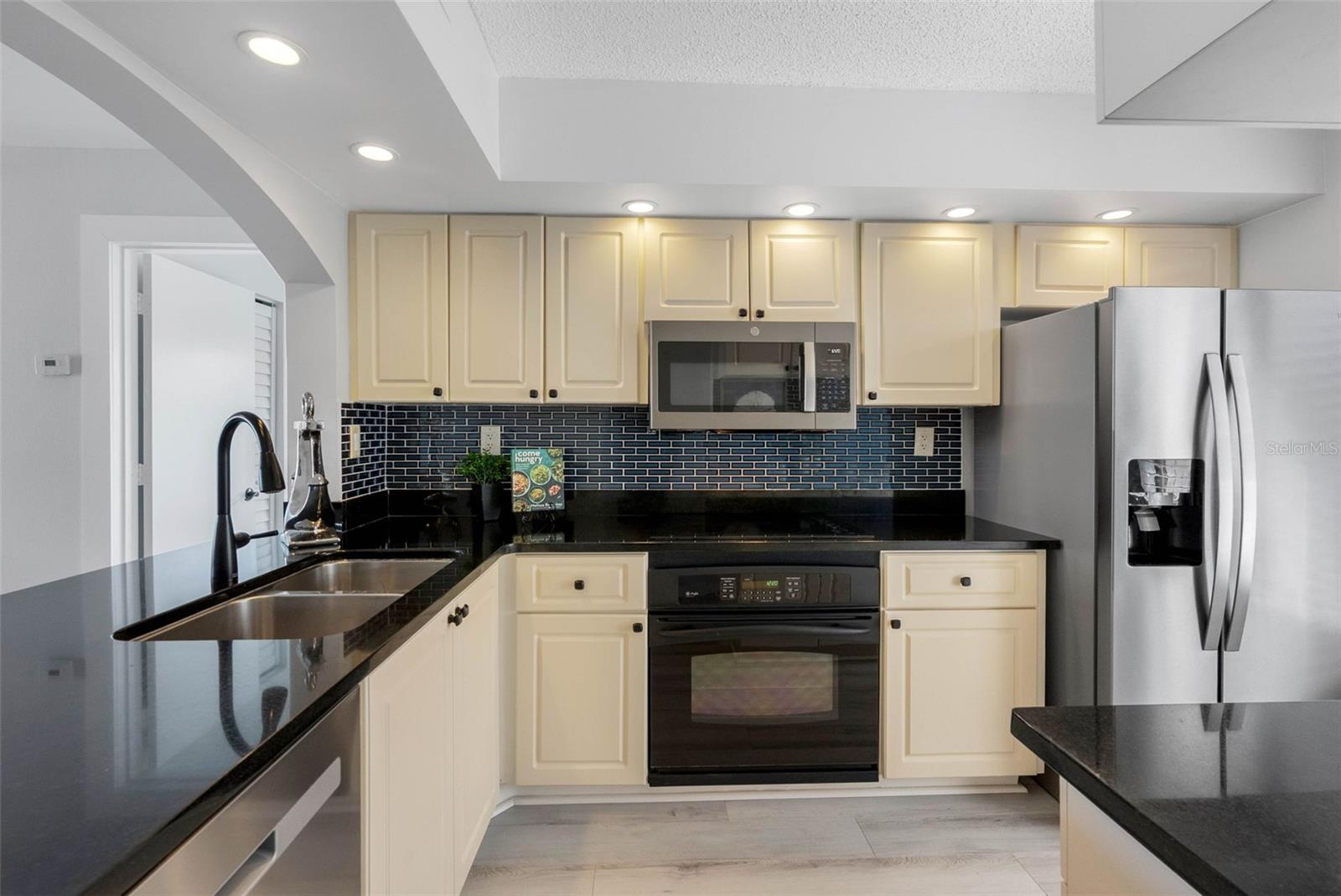 6372 PALMA DEL MAR BLVD S #304, ST PETERSBURG, FL, 33715