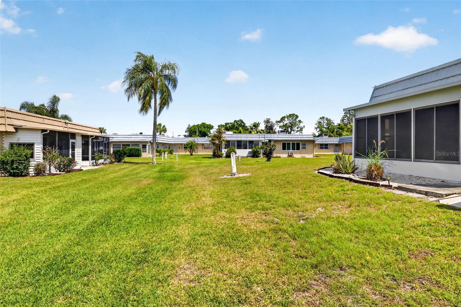 1801 BEDFORD LN #27, SUN CITY CENTER, FL, 33573