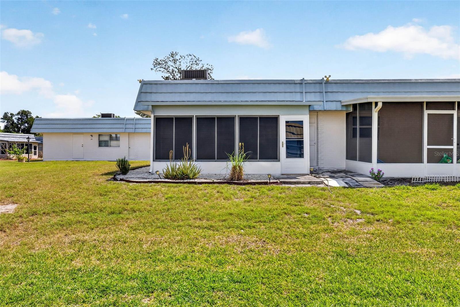 1801 BEDFORD LN #27, SUN CITY CENTER, FL, 33573